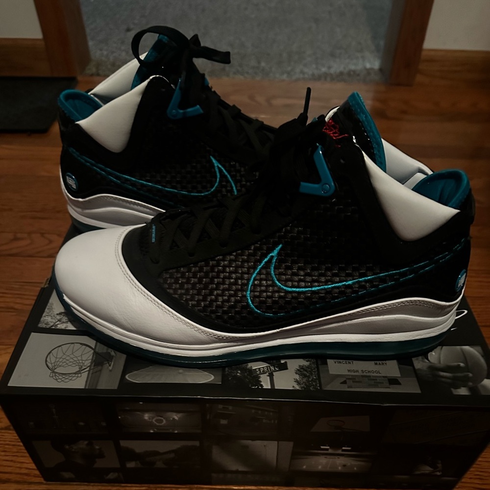 Nike Lebron 7 Red Carpet 2019 Release